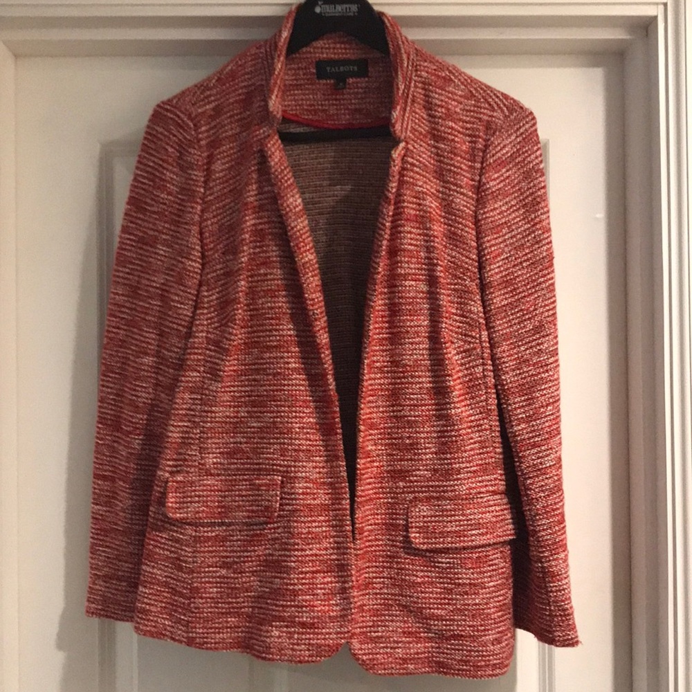 1 Day Left to Ship! 
🤍Knit Blazer